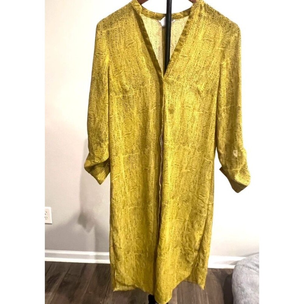 H&M Women’s Yellow Animal Print Shirt Dress Size 6